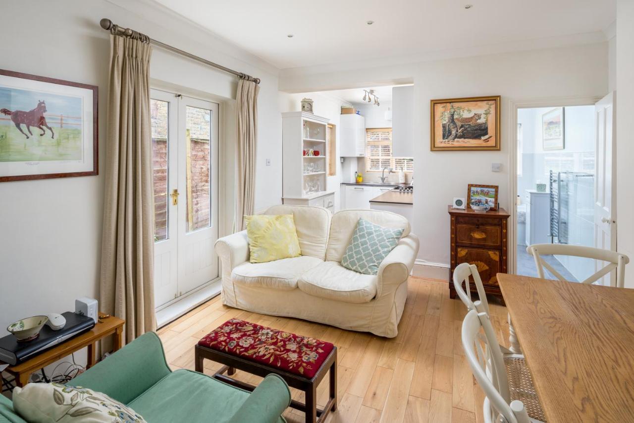 Charming 2Br Flat With Patio In Hammersmith Лондон Экстерьер фото
