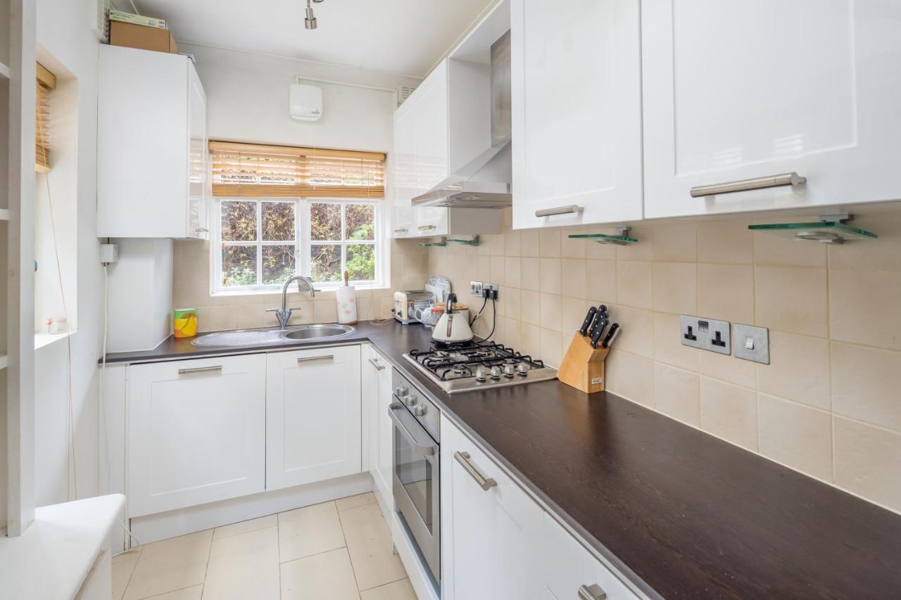 Charming 2Br Flat With Patio In Hammersmith Лондон Экстерьер фото